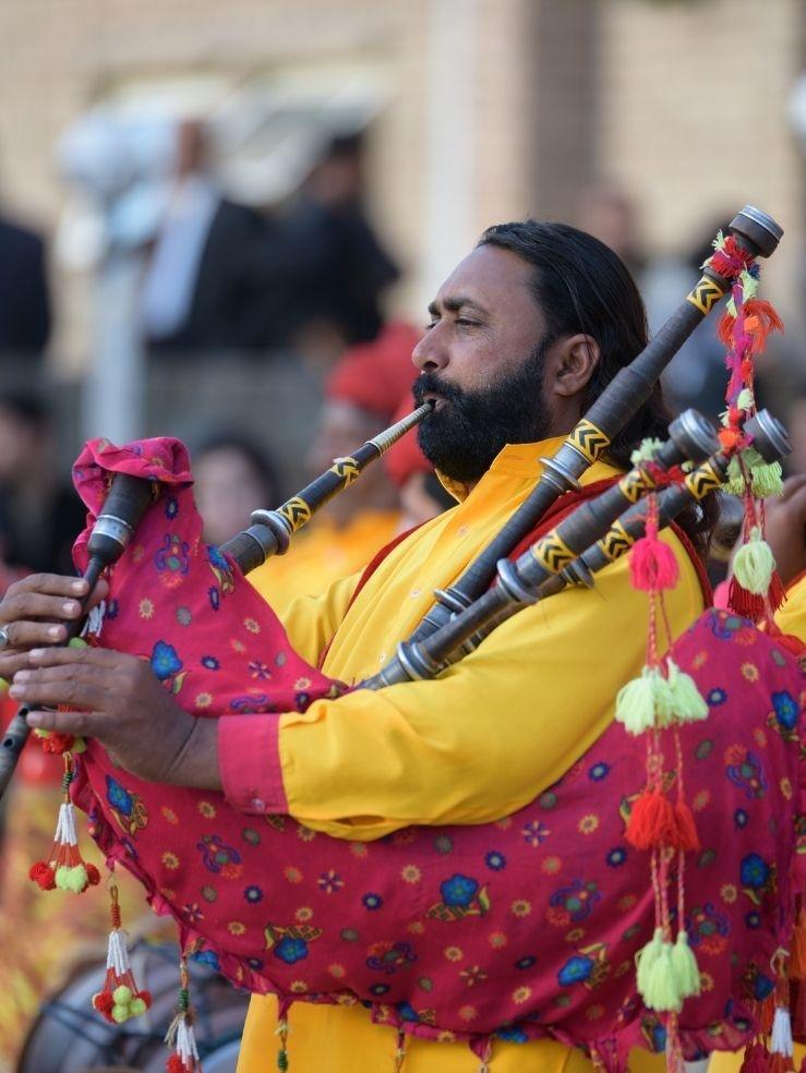 Khảo sát trực tuyến tại Pakistan
